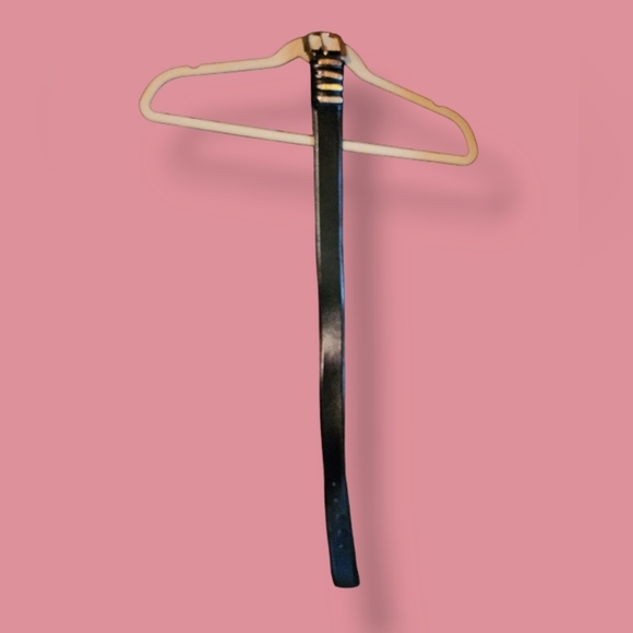 Neiman Marcus Black Leather Belt - Picture 2 of 3